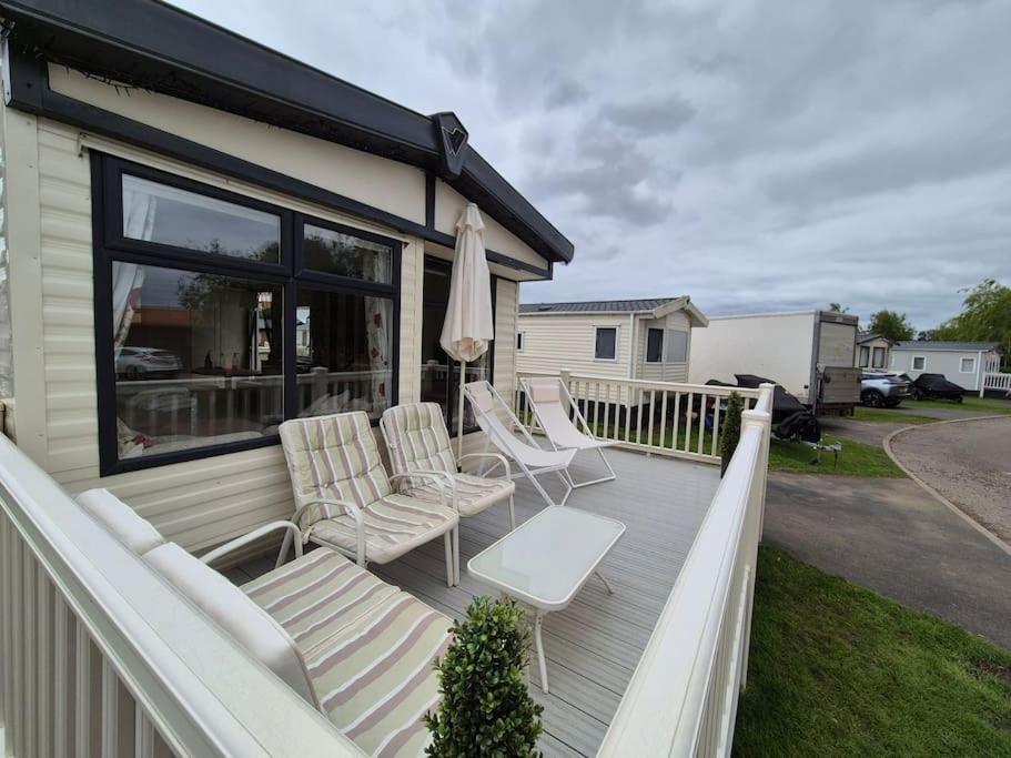 Amazing 2Bedroom Caravan In Lincoln, タターズホール エクステリア 写真