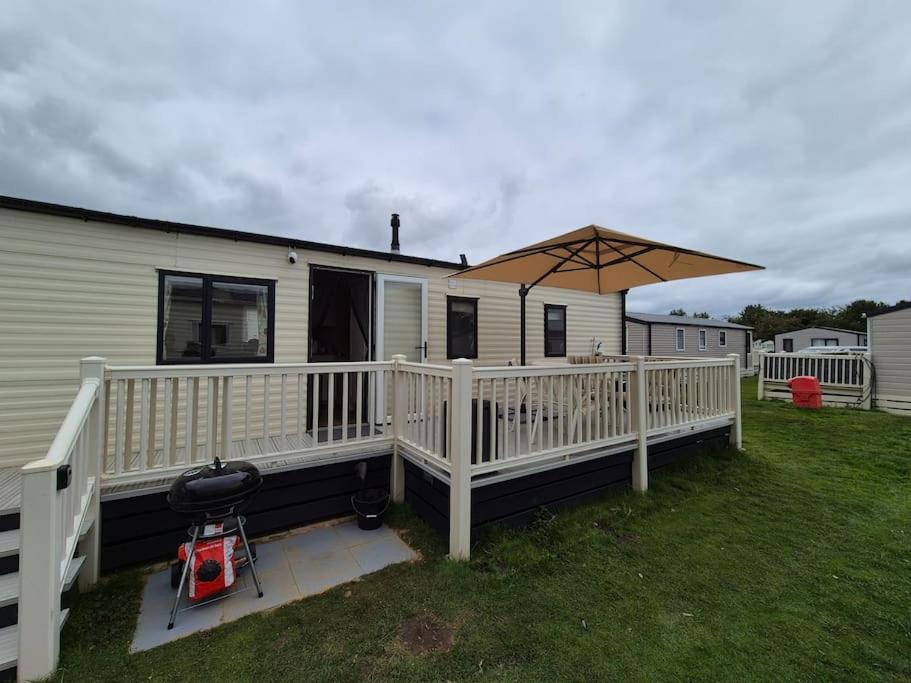 Amazing 2Bedroom Caravan In Lincoln, タターズホール エクステリア 写真